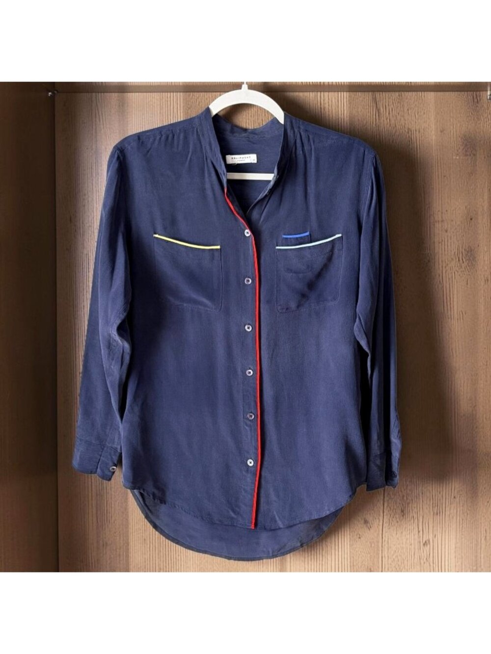 Equipment Femme Silk Blouse Top XS Navy Button Front Color Trim Mandarin Collar